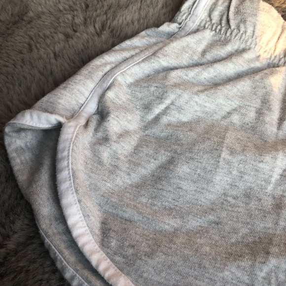 GRAY SHORTS - Picture 3 of 3